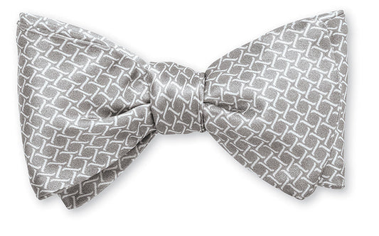 R. Hanauer Monroe Links Bow Tie