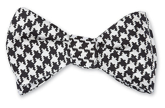 R. Hanauer Black/ White Large Houndstooth Bow Tie - B3021